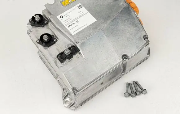 BMW i4 Voltage converter inverter 5B67BC7 18643410
