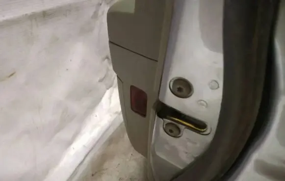 Chrysler 300 - 300C Front door lock