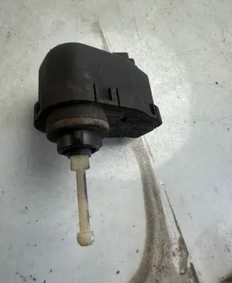Audi 80 90 S2 B4 Headlight level adjustment motor 0307851346 8A0941295