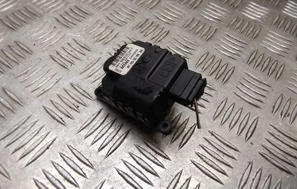 Mini One - Cooper Coupe R56 Air flap motor/actuator 3422659 990433S