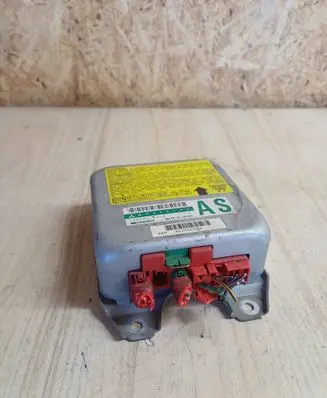 Mitsubishi Space Wagon Airbag control unit/module 1523000710 K156CLM
