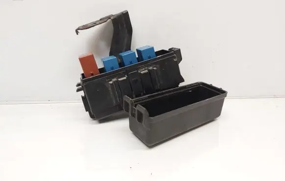 Suzuki Grand Vitara II Fuse box set