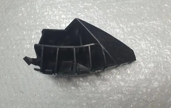 Tesla Model S Front bumper mounting bracket 109549600A 109549600 1095496