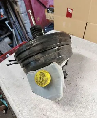 Porsche Cayenne (9PA) Brake booster 7P0612101B