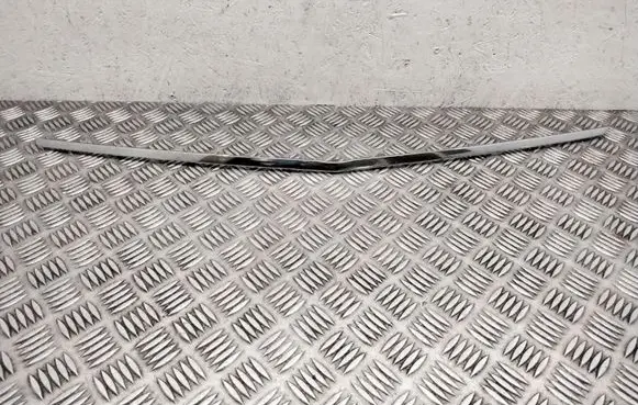 Mercedes-Benz ML W166 Front bumper upper radiator grill A1668881085