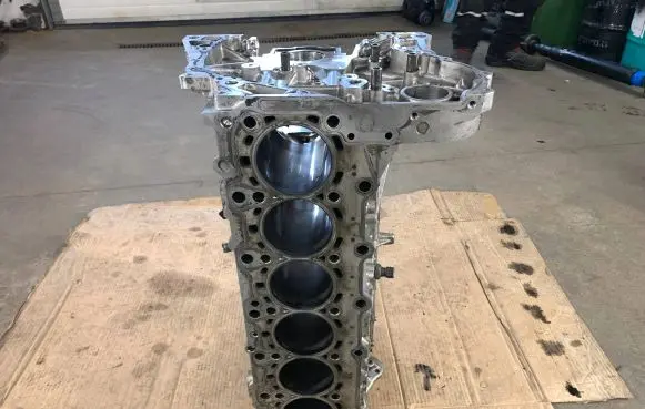 BMW 7 F01 F02 F03 F04 Engine block 11112359836 11110443022 7799978