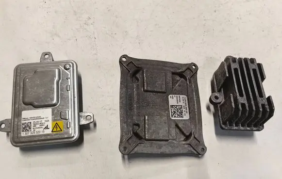 Alfa Romeo Stelvio Headlight ballast module Xenon 130732932015 147000026900