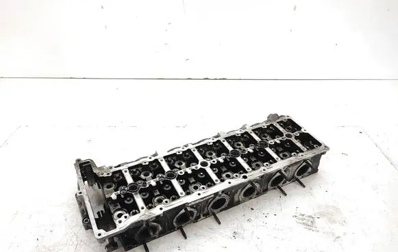 BMW 3 F30 F35 F31 Engine head 7812929