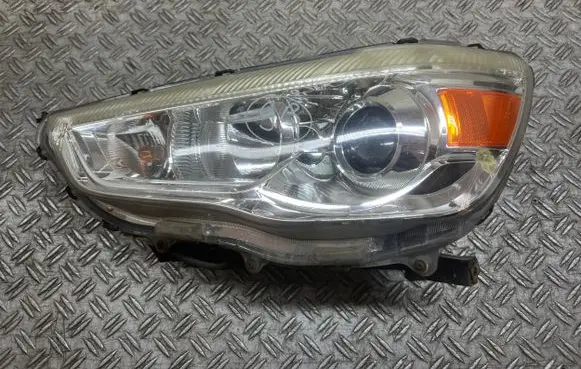 Mitsubishi ASX Headlight/headlamp