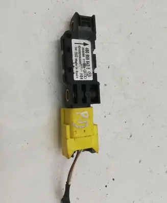 Volkswagen Phaeton Airbag deployment crash/impact sensor 4B0959643E