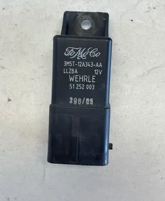 Volvo V50 Glow plug pre-heat relay 3M5T12A343AA 51252003 LLZBA
