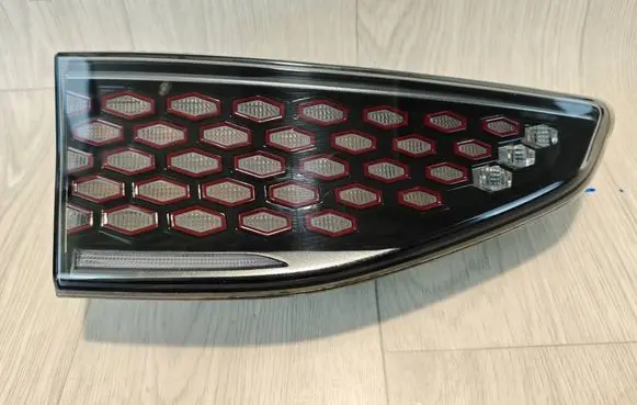 KIA Ceed Tailgate rear/tail lights 92403J7500