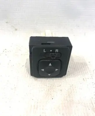 Mitsubishi Lancer X Wing mirror switch 183570