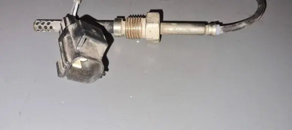 Volvo V50 Exhaust gas temperature sensor 30713739a