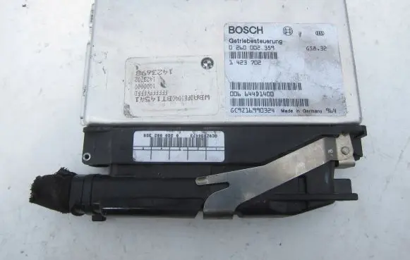 BMW 5 E39 Gearbox control unit/module 1423702 0260002359