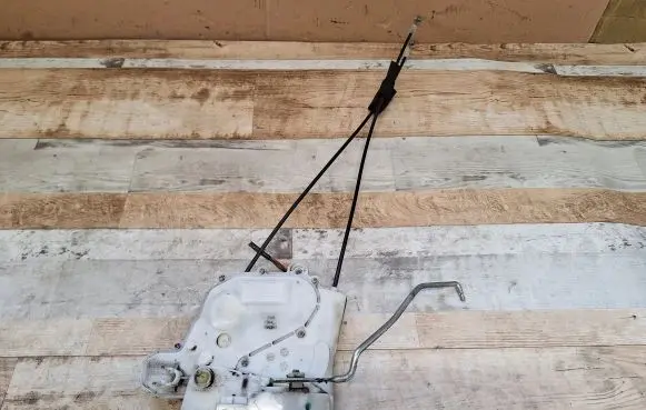Honda Jazz Front door lock