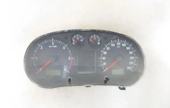 Seat Toledo II (1M) Speedometer (instrument cluster) 110008770013