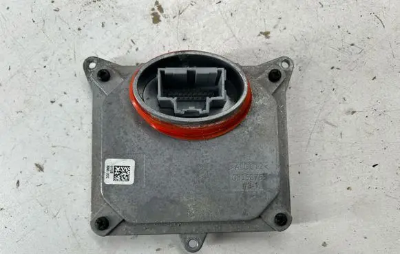 Buick Encore I Headlight ballast module Xenon 00158764