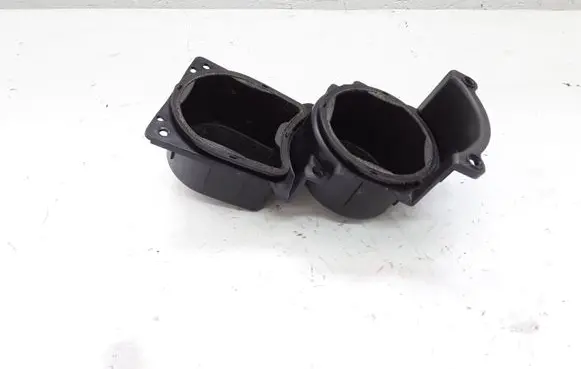 Cup holder front