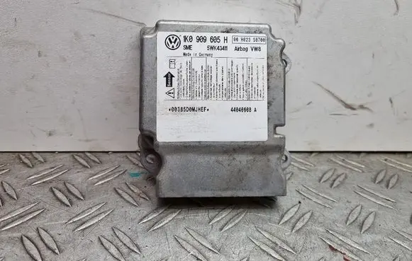 Volkswagen Golf V Airbag control unit/module 1K0909605H 5WK43411