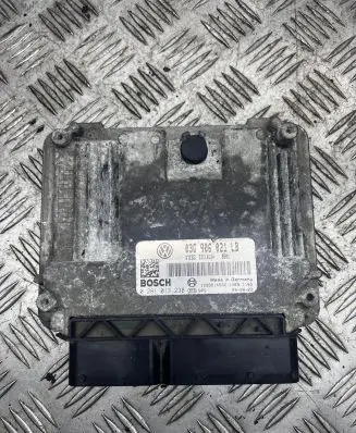 Skoda Octavia Mk2 (1Z) Engine control unit/module 03G906021LB 1039S14582 0281013238