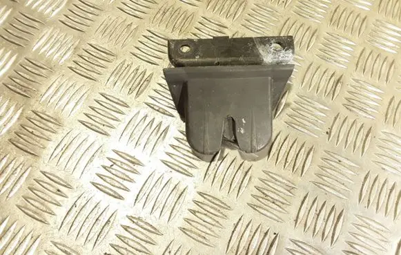 Audi A6 S6 C5 4B Tailgate/trunk/boot lock/catch/latch 4B9827520