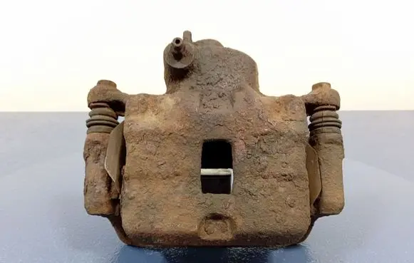Hyundai Galloper Front brake caliper