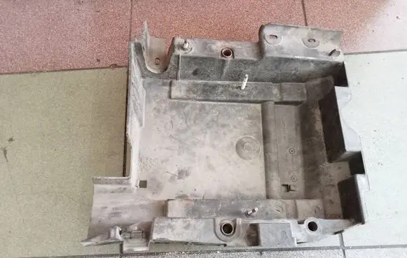 Renault Laguna II Battery tray 8200412898