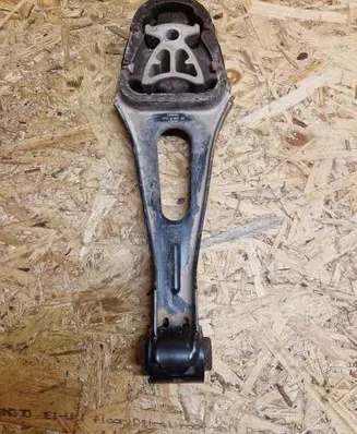 Ford Transit Custom Engine mount bracket BK216P082AE