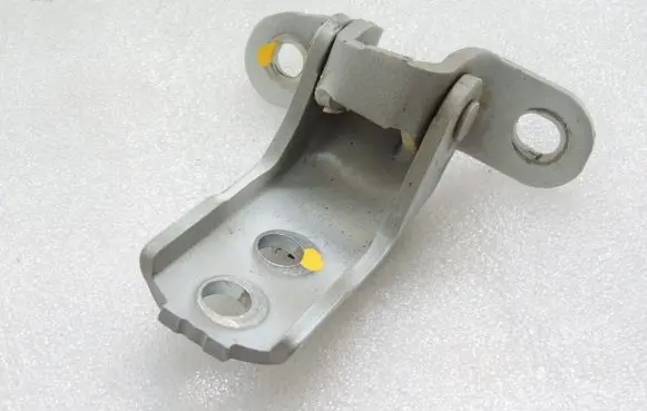 Toyota Yaris XP210 Front door upper hinge 6872002060