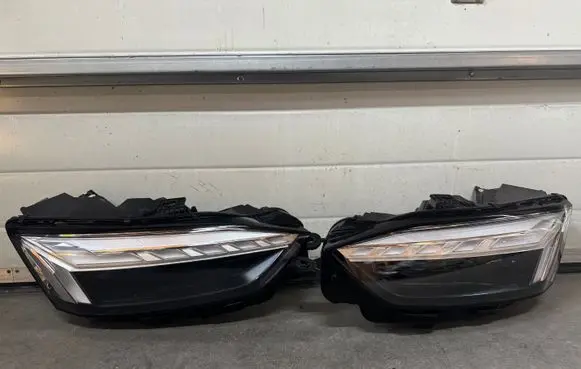 Audi A5 Headlights/headlamps set 8W6941039 8W6941040