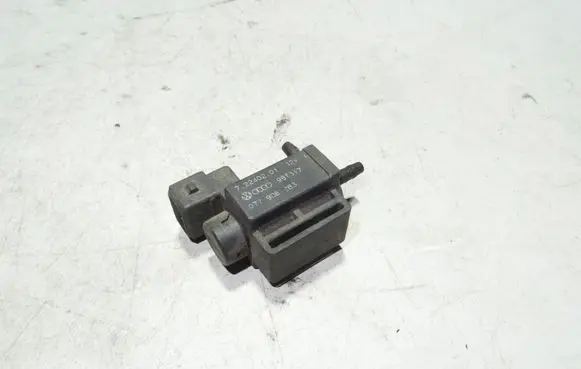 Audi A8 S8 D3 4E Turbo solenoid valve 077906283 72240201