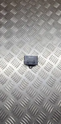 Volvo S80 Seat heating relay 200000 200044 200032
