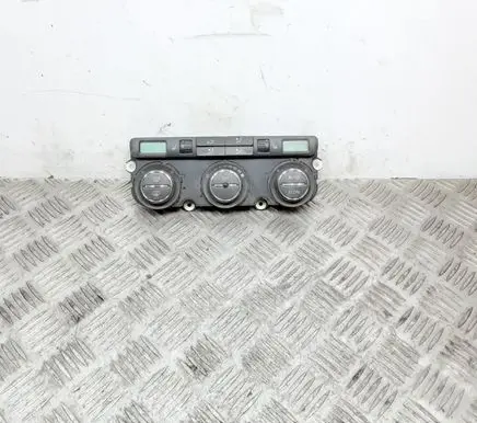 Volkswagen PASSAT B6 Climate control unit 74641431 07120452