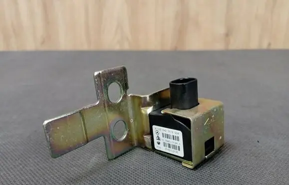Mercedes-Benz SLK R170 ESP (stability system) control unit 1635420618 A1635420618
