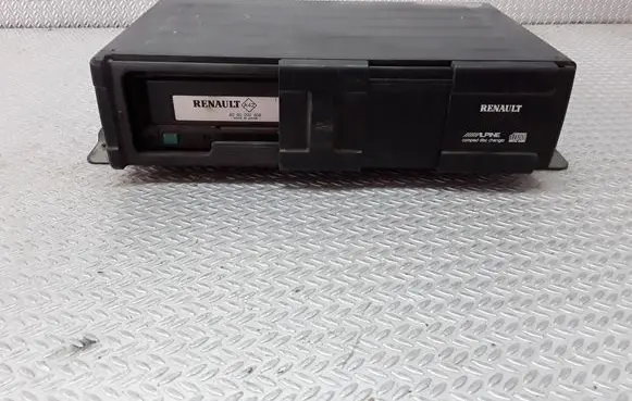 Renault Scenic II - Grand scenic II CD/DVD changer 8200002589