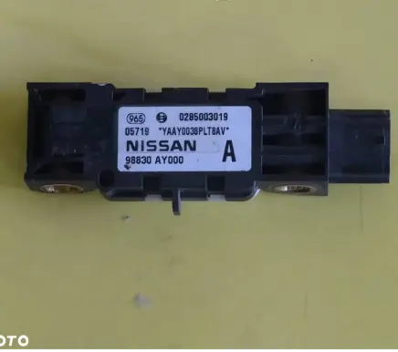 Nissan Primera Airbag deployment crash/impact sensor 98830AY000