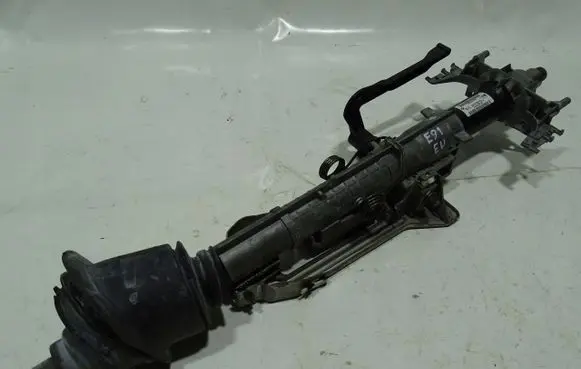 BMW 3 E90 E91 Steering wheel axle