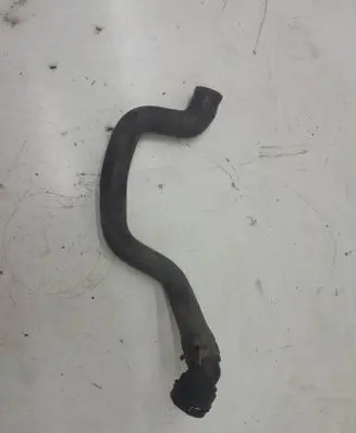 Volkswagen Golf V Engine coolant pipe/hose