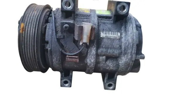 Volvo V70 Air conditioning (A/C) compressor (pump) 8708581 181A823999