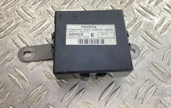 Lexus RX 450H Hand brake control module 8905048010