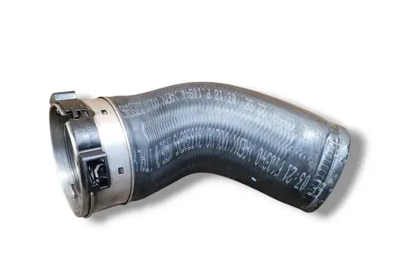 Volvo V60 Intercooler hose/pipe 31338545