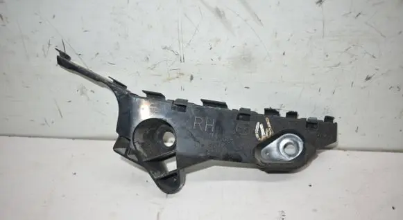 Front bumper mounting bracket