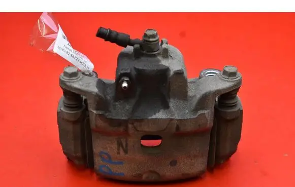 Nissan Leaf I (ZE0) Front brake caliper