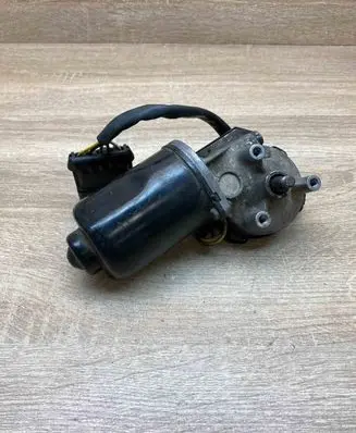 Opel Omega B2 Wiper motor 22116641
