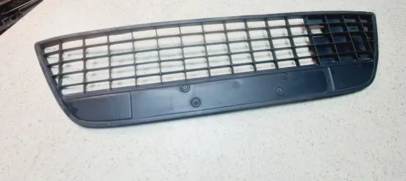 Ford Mondeo MK IV Front bumper lower grill 7S7117B968D 7S7117B968A 7S717081A