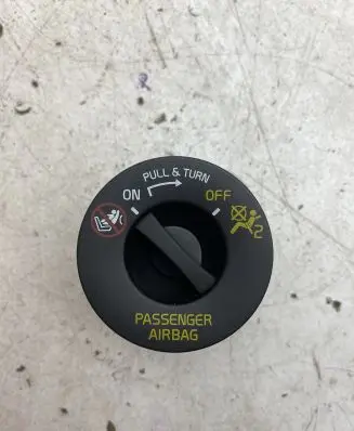 Volvo XC60 Passenger airbag on/off switch 31674767