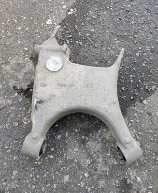 BMW X5 E53 Rear upper control arm/wishbone 1095254