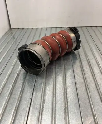 Intercooler hose/pipe