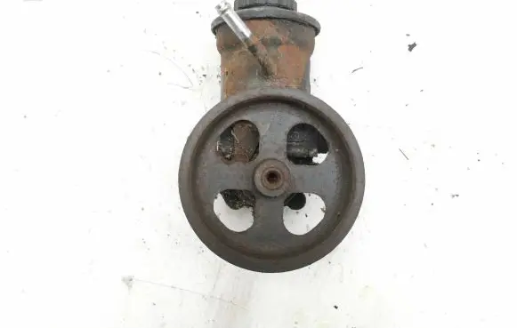 Toyota Avensis T250 Power steering pump